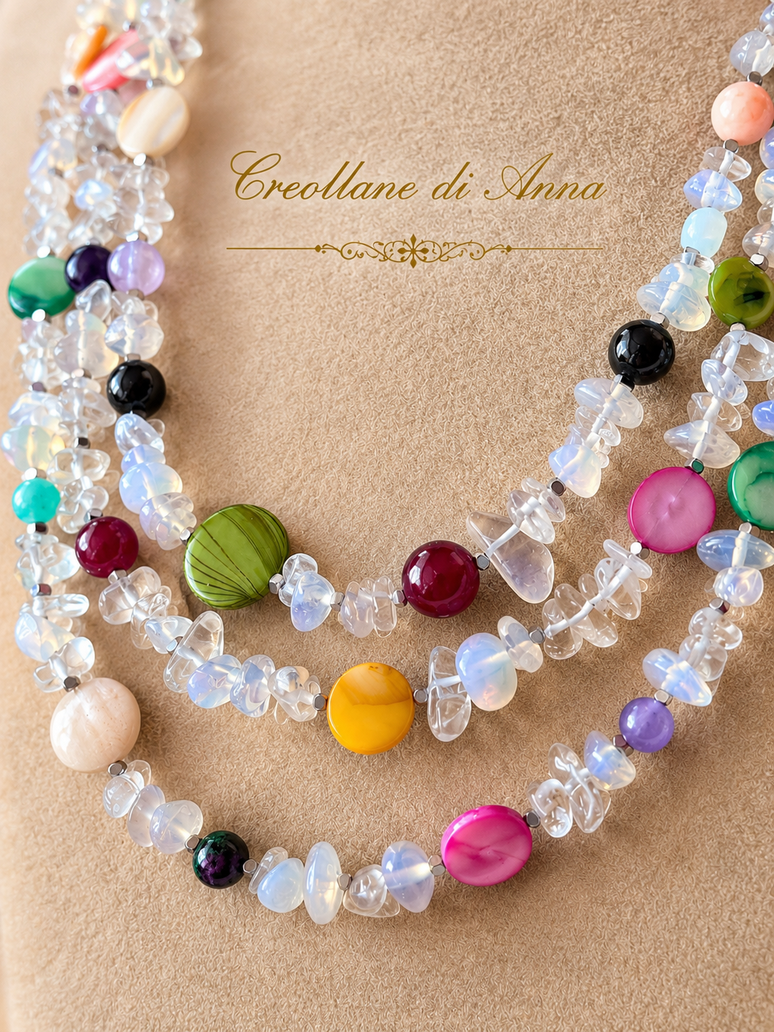 Collana Girocollo Tre Fili Artigianale Handmade | Opalite, Pietre Naturali e Madreperla Multicolore | Made in Italy
